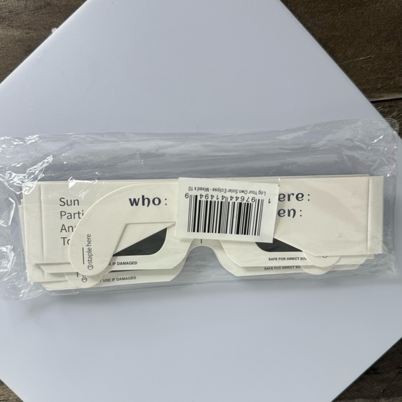 Solar Eclipse Glasses Set of 4 - Picture 15 of 15